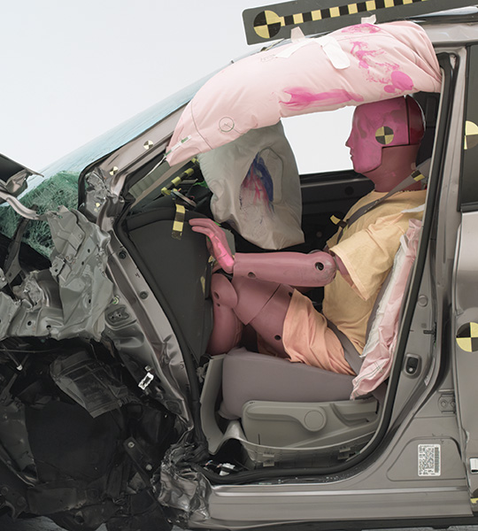 Nissan rogue airbags deploying #1