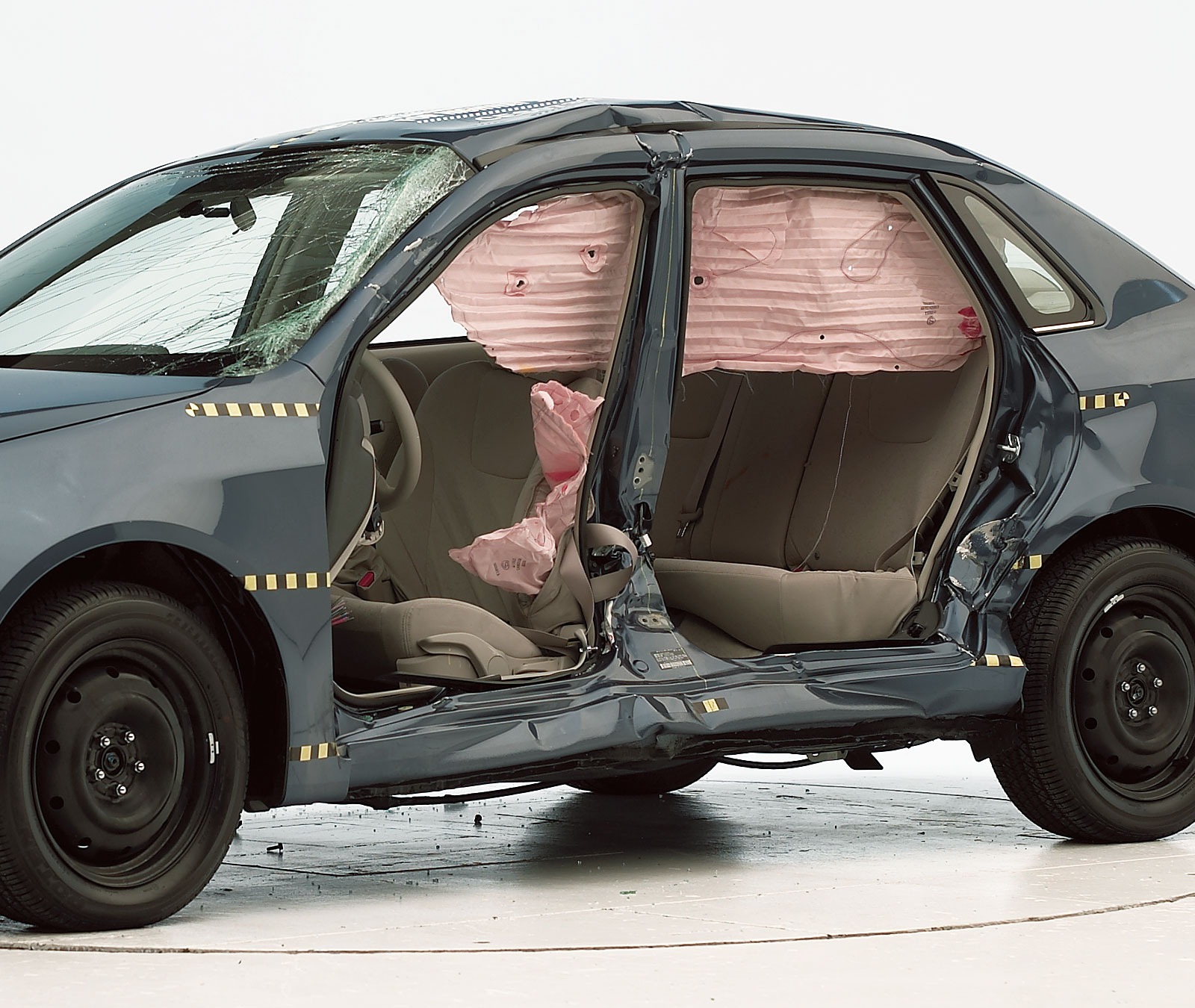 2011 subaru impreza crash test ratings