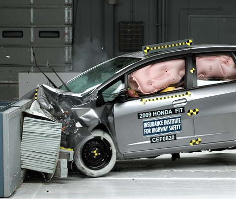 https://www.iihs.org/api/ratings/images/2120.jpg?w=480