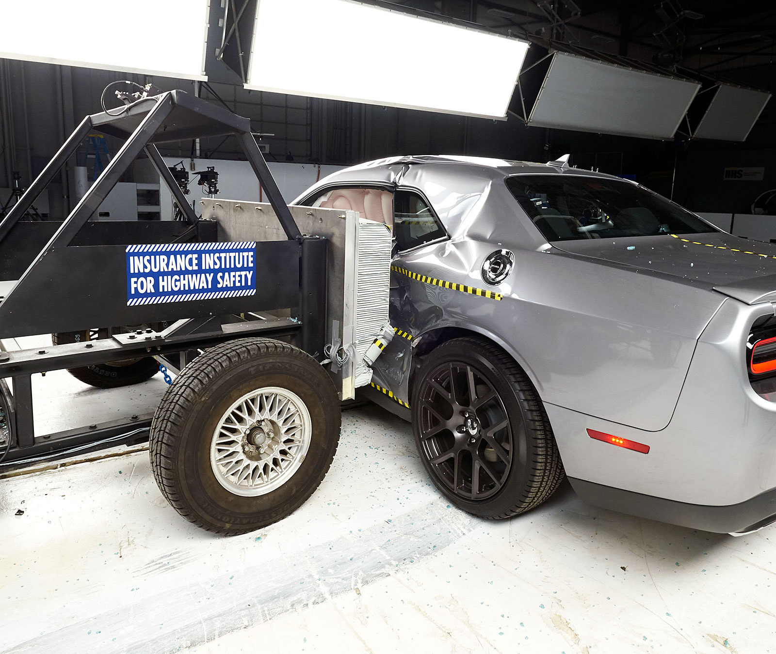 Dodge challenger crash test