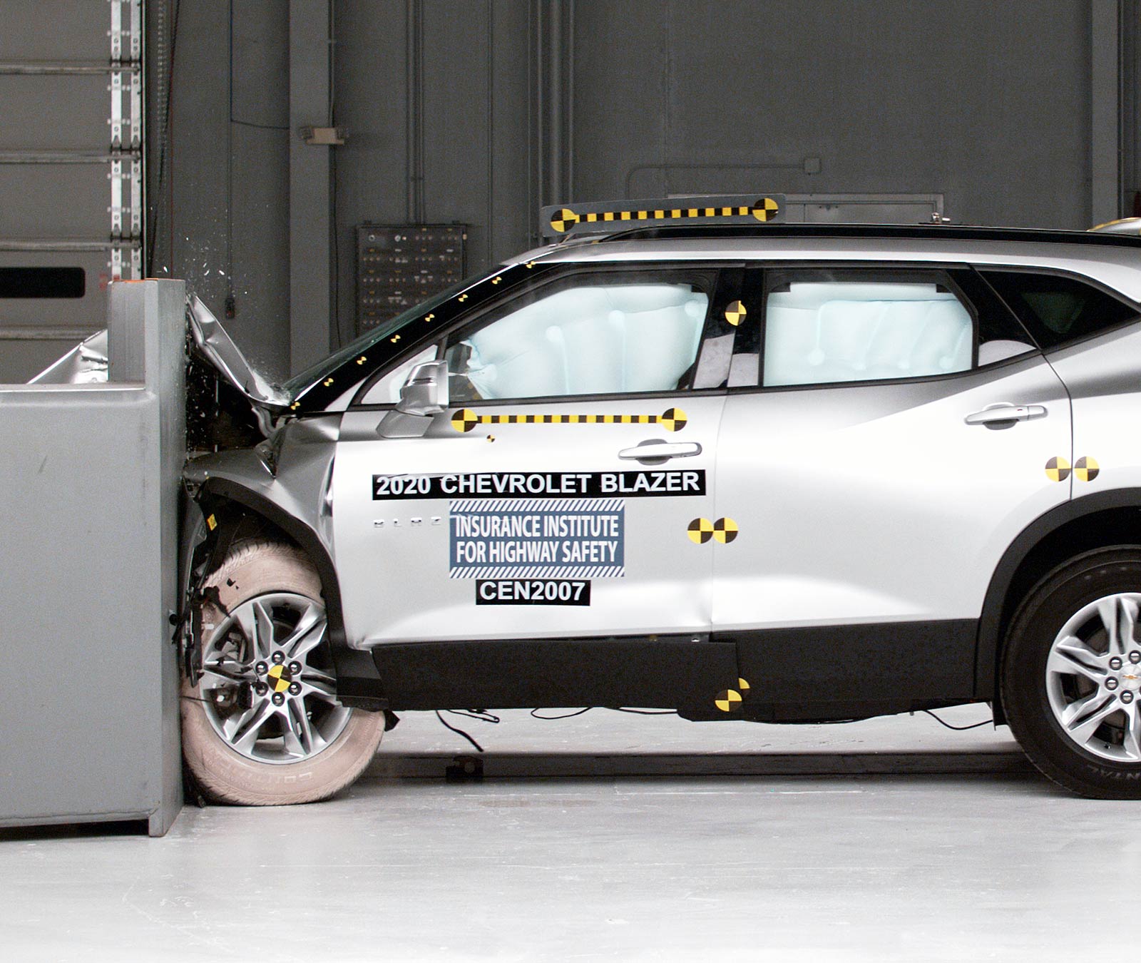 2019 chevy blazer crash test rating