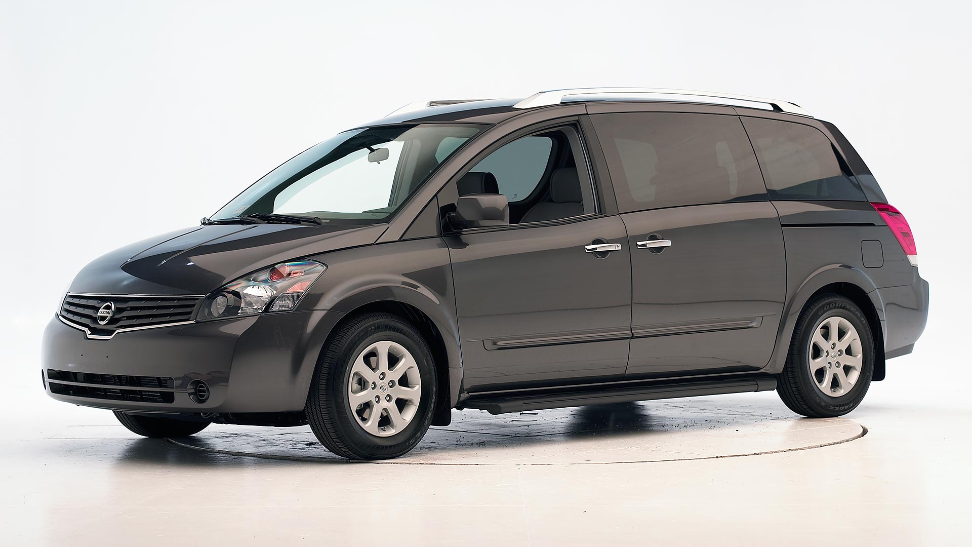 2008 nissan minivan