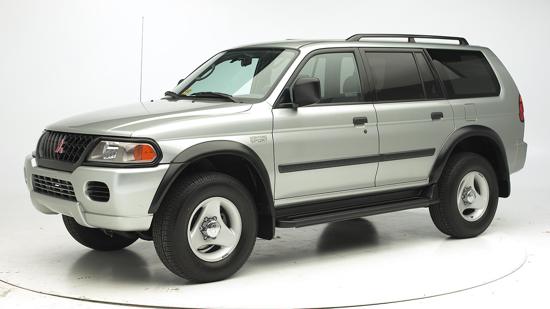 2001 Mitsubishi Montero Sport