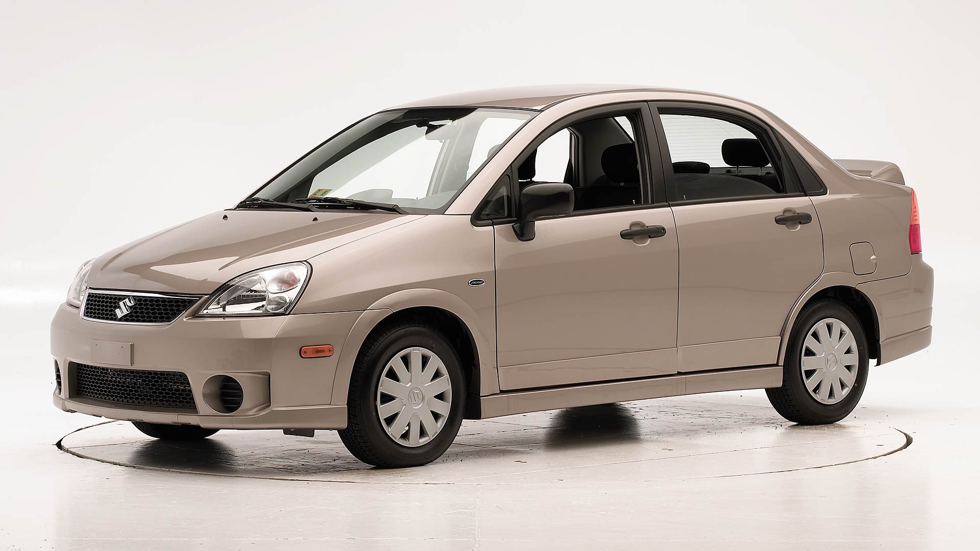 Suzuki aerio. Сузуки Аэрио 2007. Сузуки Аерио 2021. Сузуки Аэро 2003 седан.