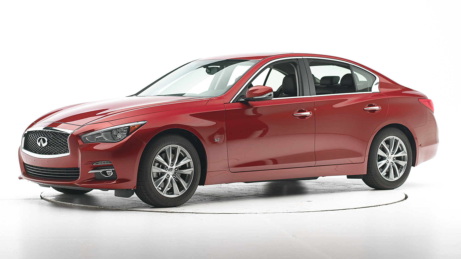 Infiniti q50 2014 проблемы