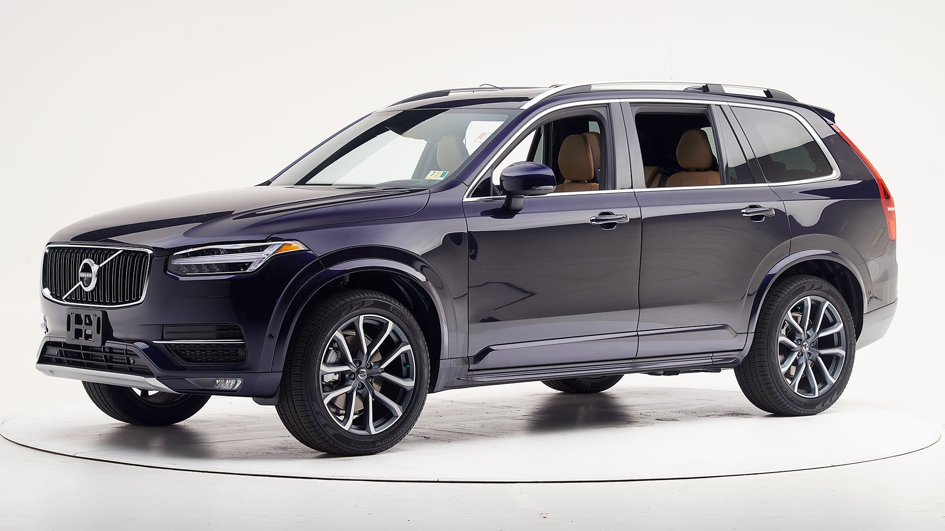 Volvo джип xc90 2020