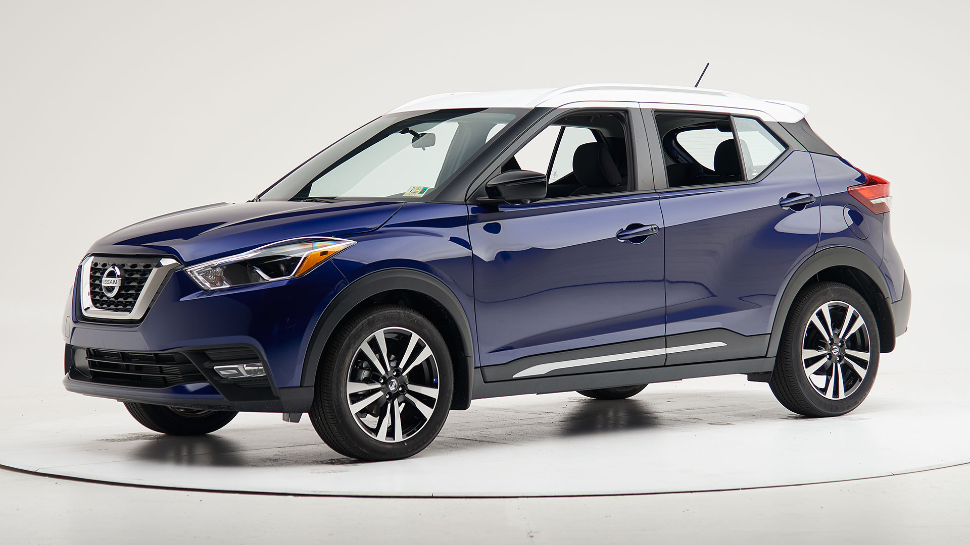 2019 nissan kicks near me