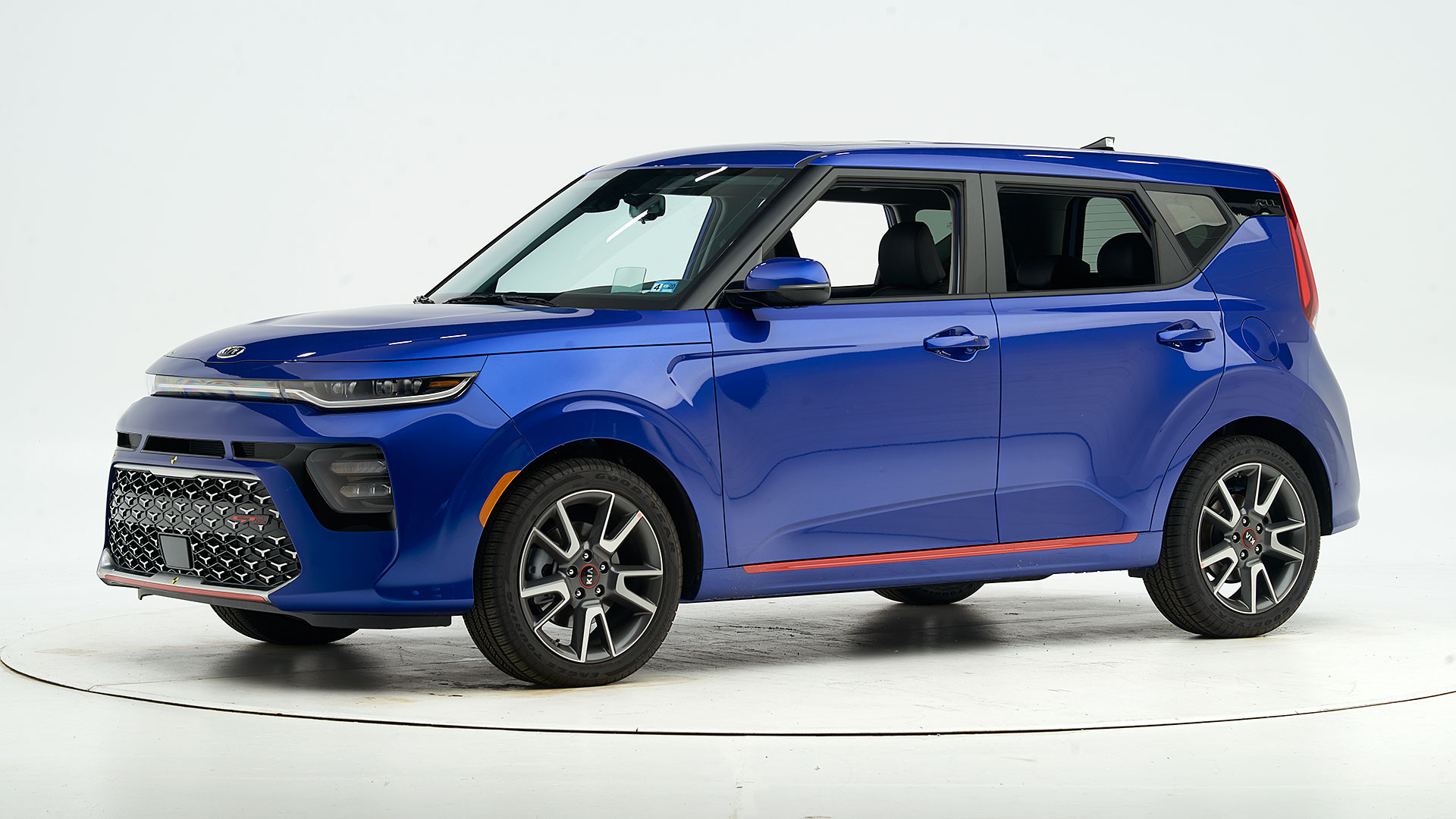 2020 kia soul iihs