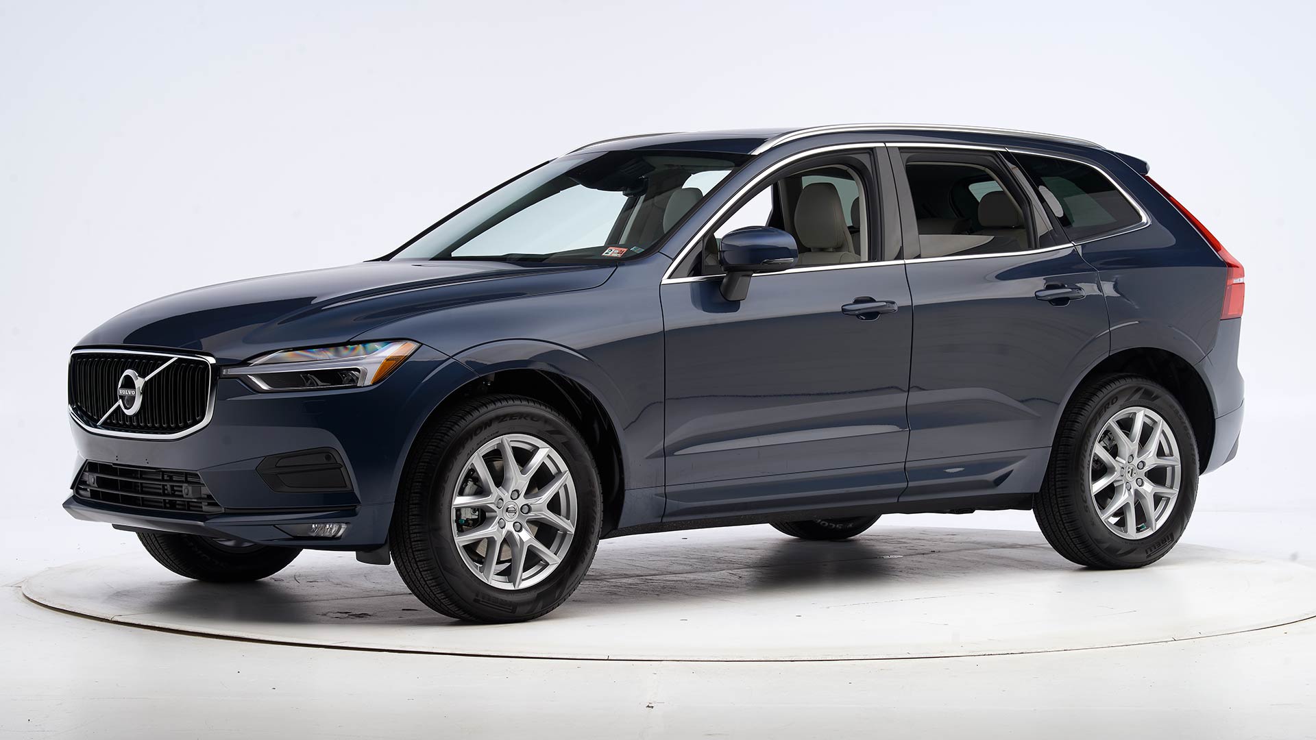 2020 volvo xc60 iihs