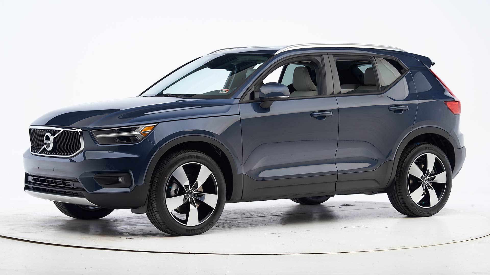 2021 Volvo XC40