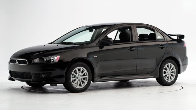 2013 Mitsubishi Lancer 4-door sedan