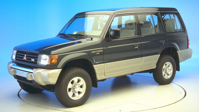 2000 Mitsubishi Montero 4-door SUV