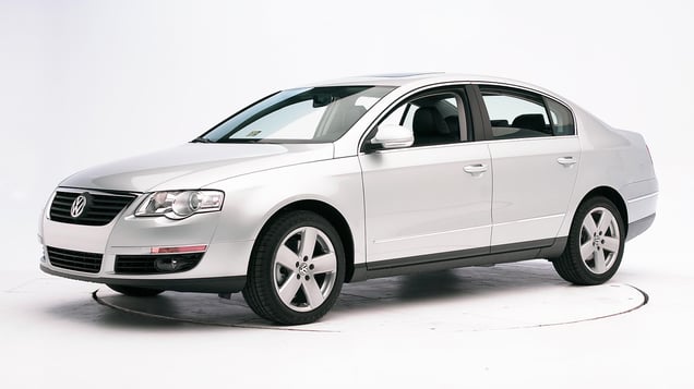 2009 Volkswagen Passat 4-door sedan