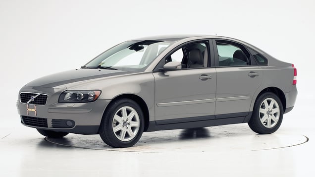 2004 Volvo S40 4-door sedan