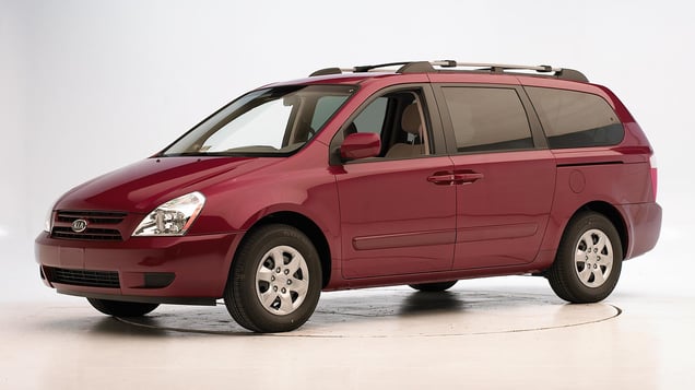 2011 Kia Sedona Minivan