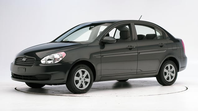 2010 Hyundai Accent 4-door sedan