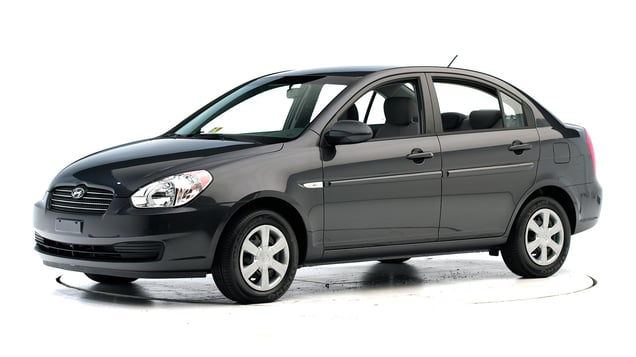 2007 Hyundai Accent 4-door sedan