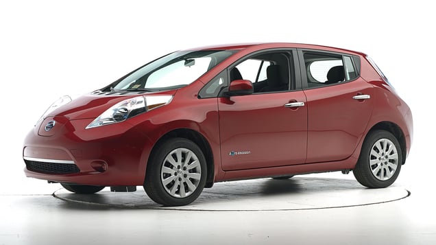 Nissan leaf store iihs