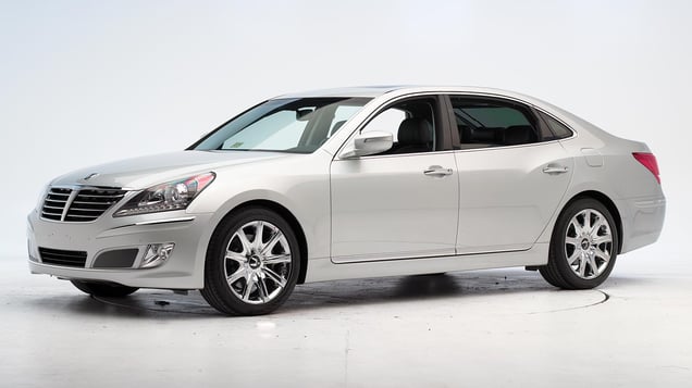 2013 Hyundai Equus 4-door sedan