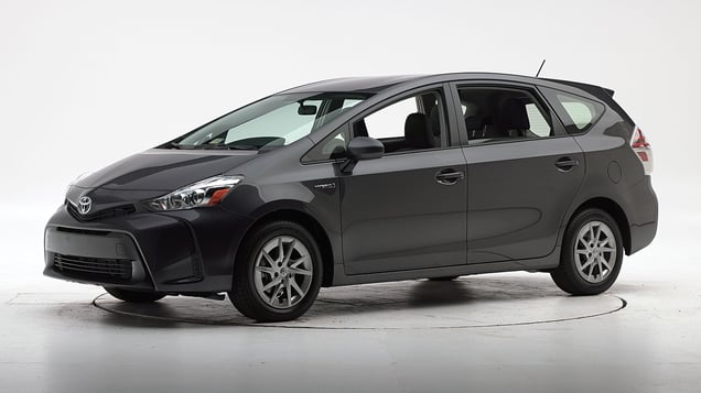 2017 Toyota Prius v 4-door wagon