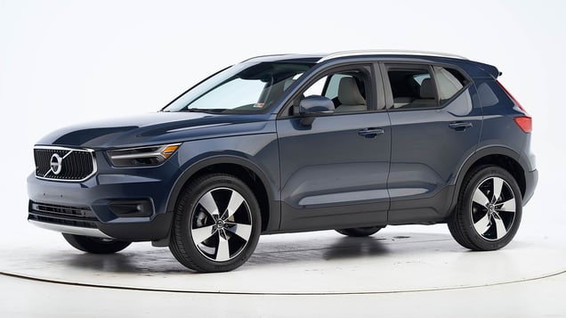 2021 Volvo XC40 4-door SUV